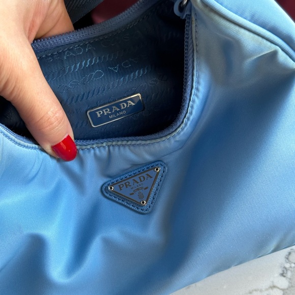 Prada Re-Edition 2000 Nylon Mini Bag - Picture 5 of 6